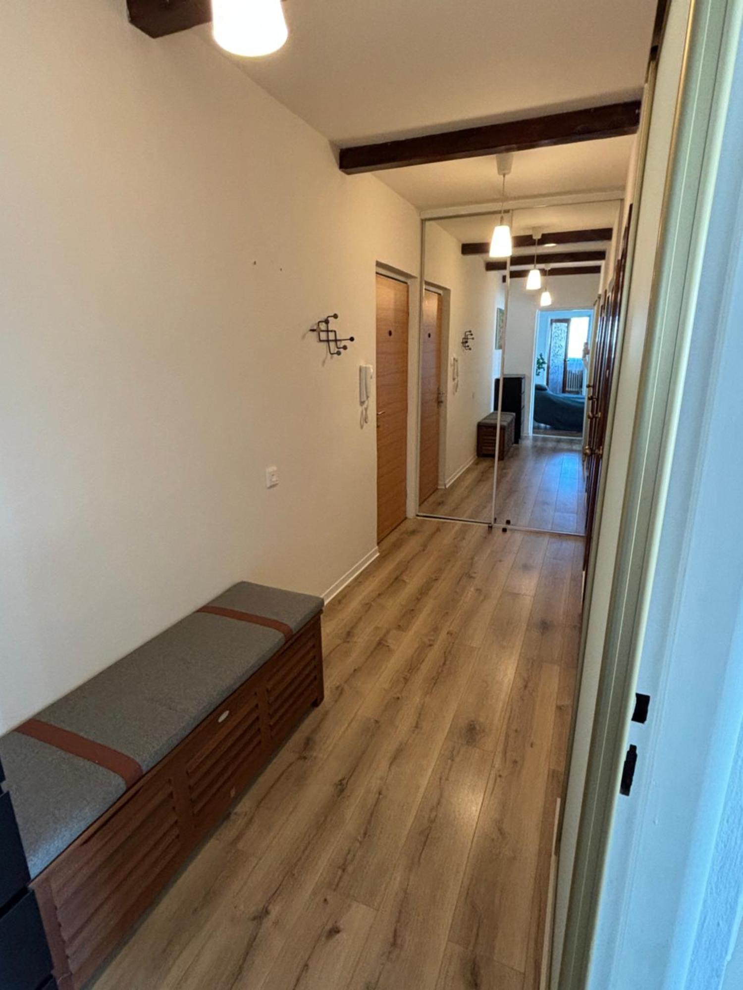 Apartman V Sirsom Centre Martina Nice S Klimatizaciou Exterior photo